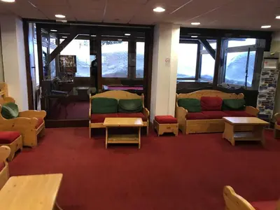 Coin salon dans l'établissement ALAIN