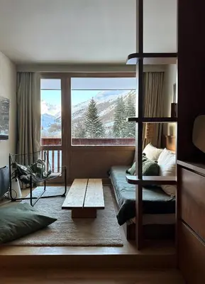 Vue générale sur la montagne ou vue sur la montagne depuis l'appartement