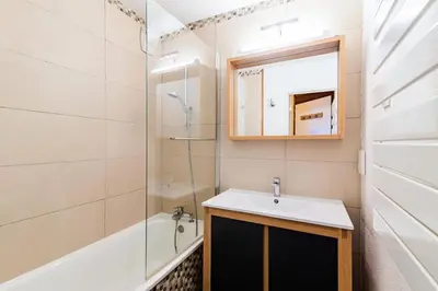 Salle de bains dans l'établissement Résidences quartier Charmettoger - maeva Home - Appartement 2 pièces 5 personnes - Sélection MAE-6324