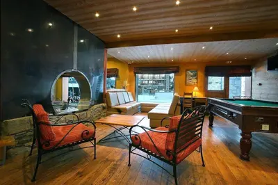 Coin salon dans l'établissement La cime des Arcs ARC 2000 Appartement 2 pieces en Résidence 4 étoiles