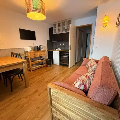 Appartement skis aux pieds avec parking et wifi à Tignes - FR-1-641-16