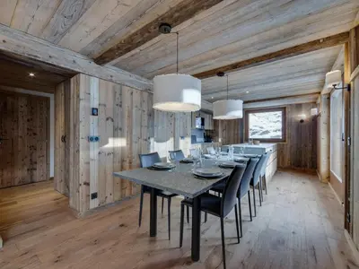 Plan de l'établissement Nouveau appartement lumineux avec parking à Tignes Le Lac - FR-1-641-20