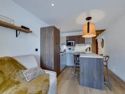 Cuisine ou kitchenette dans l'établissement Appartement refait à neuf pour 4 personnes à Tignes Le Lac - FR-1-641-17