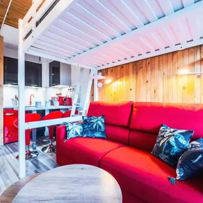 Studio rénové skis aux pieds avec balcon et wifi - FR-1-502-472
