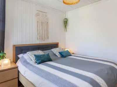 Un ou plusieurs lits dans un hébergement de l'établissement Apartment Savoy - Lavachet by Interhome