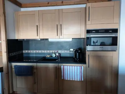 Cuisine ou kitchenette dans l'établissement Résidence L'iseran - Charmant appartement de 4 pièces dans une résidence proche des pistes dans le quartier du Chantel. MAE-3184