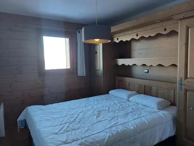 Un ou plusieurs lits dans un hébergement de l'établissement Résidence L'iseran - Charmant appartement de 4 pièces dans une résidence proche des pistes dans le quartier du Chantel. MAE-3184