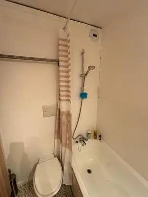 Salle de bains dans l'établissement Le 104 Miravidi