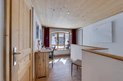 Cuisine ou kitchenette dans l'établissement L'Aigle du Laisinant duplex de 90m2 à Val d'Isere