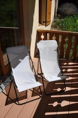 Balcon ou terrasse dans l'établissement Appartement cosy Peisey Les Arcs 6-8 pers - piscine sauna - en face des pistes