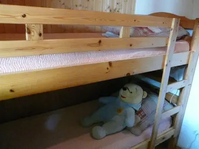 Un ou plusieurs lits superposés dans un hébergement de l'établissement Chalet Les Eterlous