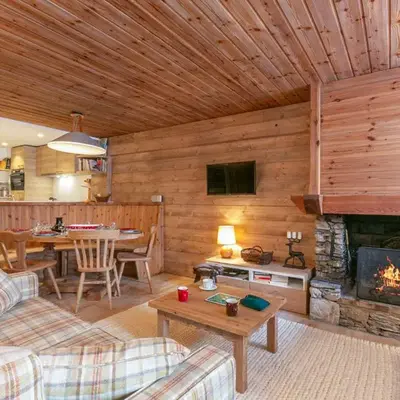 Élégant appartement rénové avec wifi au cœur du vieux Val-d'Isère