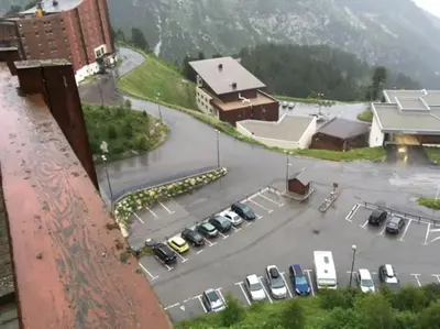 Vue générale sur la montagne ou vue sur la montagne depuis l'appartement