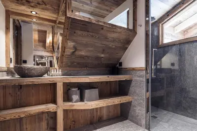Salle de bains dans l'établissement Madame Vacances Chalet Atacama