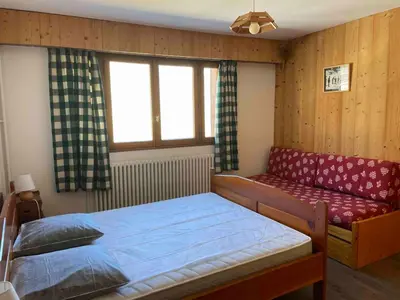 Un ou plusieurs lits dans un hébergement de l'établissement Appartement rénové à Tignes Le Lac, 5 pers, proche pistes et commerces - FR-1-502-459
