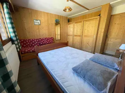 Un ou plusieurs lits dans un hébergement de l'établissement Appartement rénové à Tignes Le Lac, 5 pers, proche pistes et commerces - FR-1-502-459