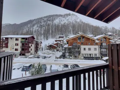 Vue générale sur la montagne ou vue sur la montagne depuis l'appartement