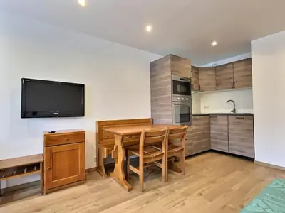 Cuisine ou kitchenette dans l'établissement Appartement 2 pièces, 4 pers, proche centre et pistes, animaux admis - FR-1-411-173