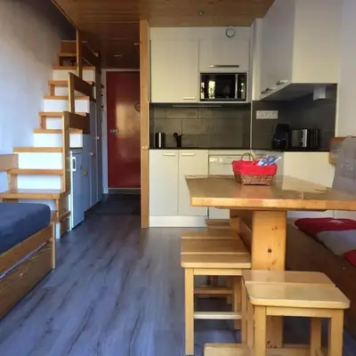 Arcs 1800 Duplex rénové 5 pers au pied des pistes calme location à la semaine seulement