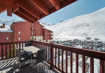 Vue générale sur la montagne ou vue sur la montagne depuis l'appartement