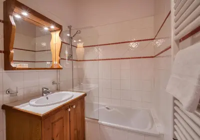 Salle de bains dans l'établissement Appartement Ecrin 324