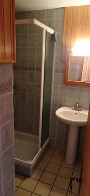 Salle de bains dans l'établissement Résidence Le Chardonnet - Appartement à 200 m des pistes avec vue MAE-9544