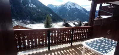 Vue générale sur la montagne ou vue sur la montagne depuis l'appartement