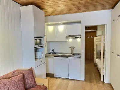 Cuisine ou kitchenette dans l'établissement Studio ensoleillé pour 4 personnes à Val d'Isère, animaux admis - FR-1-411-882