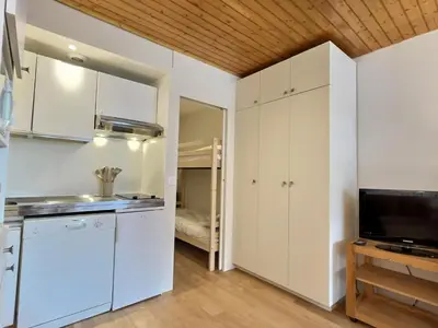 Cuisine ou kitchenette dans l'établissement Studio ensoleillé pour 4 personnes à Val d'Isère, animaux admis - FR-1-411-882