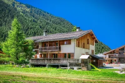 Paysage naturel près de le chalet