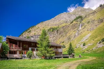 Paysage naturel près de le chalet