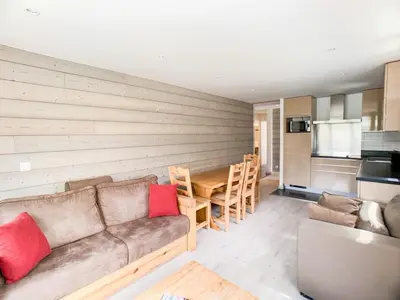 Cuisine ou kitchenette dans l'établissement Confort, 3 pièces rénové, près des pistes, 9 pers, balcon à Tignes - FR-1-502-477