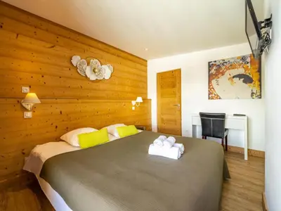 Un ou plusieurs lits dans un hébergement de l'établissement Appartement Tignes 6 pers, skis aux pieds, balcon, animaux acceptés - FR-1-502-479