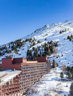 Vue générale sur la montagne ou vue sur la montagne depuis l'appartement