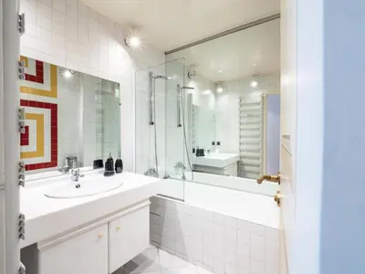 Salle de bains dans l'établissement Résidence Shamrock - Appartement spacieux·Proche des pistes·WIFI·Balcon MAE-4974