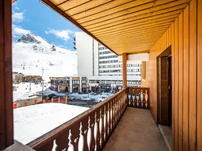 Balcon ou terrasse dans l'établissement Chalet Millonex - Appartement rénové·skis aux pieds·WIFI·Balcon MAE-4984
