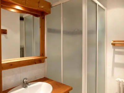 Salle de bains dans l'établissement Résidence Hauts Lieux - Grand studio ski aux pieds MAE-5004