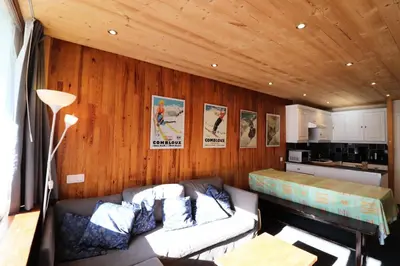 Coin salon dans l'établissement Résidence 2100b - Appartement confortable·Proches de pistes·Balcon MAE-6674