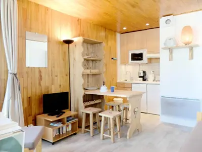 Cuisine ou kitchenette dans l'établissement Résidence Savoy - Studio lumineux·Proche des pistes et des commerces MAE-7194