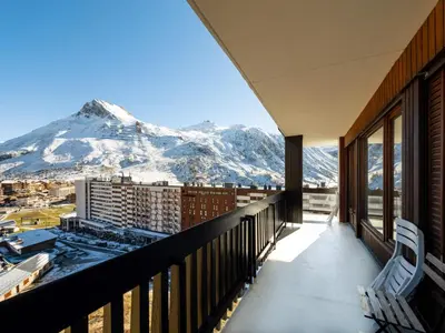 Vue générale sur la montagne ou vue sur la montagne depuis l'appartement