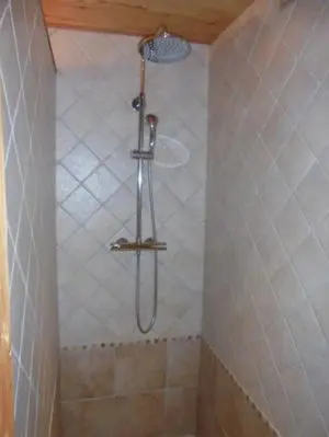 Salle de bains dans l'établissement La datcha *** 8 personnes