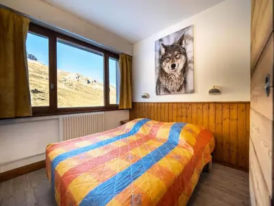 Un ou plusieurs lits dans un hébergement de l'établissement Résidence Bec Rouge - Appartement spacieux·Skis aux pieds·Balcon MAE-9464