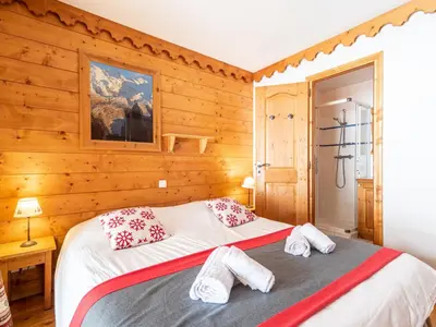 Un ou plusieurs lits dans un hébergement de l'établissement Apartment Ecrin des Neiges - Val Claret-3 by Interhome